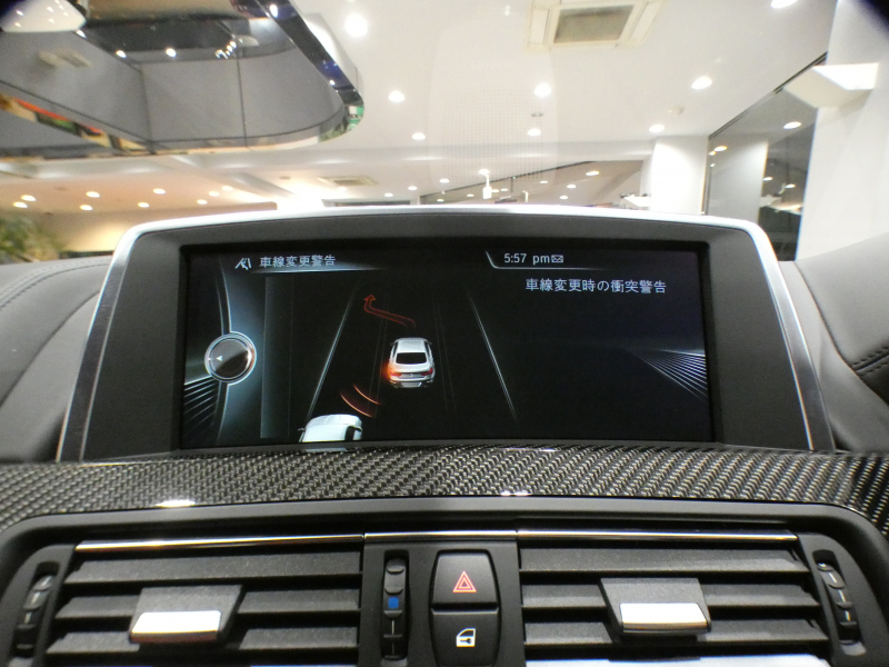 BMW Mシリーズ M6ｸﾞﾗﾝｸｰﾍﾟ　ｺﾝﾌｫA ﾚｰﾝCHW 赤革 ﾋｰﾀｰ ﾍﾞﾝﾁﾚｰﾀｰ iﾄﾞﾗｲﾌﾞﾅﾋﾞ(CIC) ☆B&Oｻｳﾝﾄﾞ ﾄｯﾌﾟ&ｻｲﾄﾞﾋﾞｭｰｶﾒﾗ ﾅｲﾄﾋﾞｼﾞｮﾝ PDC ﾍｯﾄﾞｱｯﾌﾟDSP LEDﾗｲﾄ 専用ｴｸﾃﾘｱ&20AW 560ps　2年保証