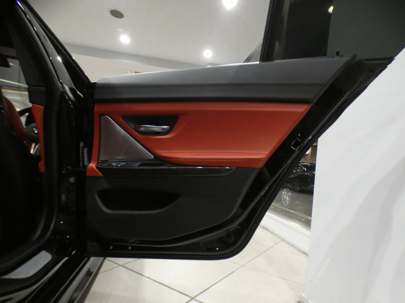 BMW Mシリーズ M6ｸﾞﾗﾝｸｰﾍﾟ　ｺﾝﾌｫA ﾚｰﾝCHW 赤革 ﾋｰﾀｰ ﾍﾞﾝﾁﾚｰﾀｰ iﾄﾞﾗｲﾌﾞﾅﾋﾞ(CIC) ☆B&Oｻｳﾝﾄﾞ ﾄｯﾌﾟ&ｻｲﾄﾞﾋﾞｭｰｶﾒﾗ ﾅｲﾄﾋﾞｼﾞｮﾝ PDC ﾍｯﾄﾞｱｯﾌﾟDSP LEDﾗｲﾄ 専用ｴｸﾃﾘｱ&20AW 560ps　2年保証