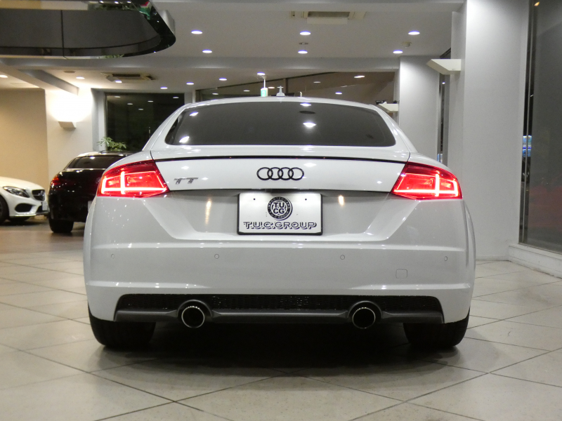 アウディ TTクーペ TTｸｰﾍﾟ 2.0TFSI Sﾗｲﾝ&ｱｼｽﾀﾝｽPKG　ADVｷｰ ｸﾙｺﾝ 半革 MMIﾅﾋﾞTV Bｶﾒﾗ PDC ﾊﾞｰﾁｬﾙCP ﾏﾄﾘｸｽLED 前後Dﾚｺ Sﾗｲﾝｴｸｽﾃﾘｱ&18AW　2年保証