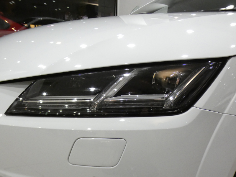 アウディ TTクーペ TTｸｰﾍﾟ 2.0TFSI Sﾗｲﾝ&ｱｼｽﾀﾝｽPKG　ADVｷｰ ｸﾙｺﾝ 半革 MMIﾅﾋﾞTV Bｶﾒﾗ PDC ﾊﾞｰﾁｬﾙCP ﾏﾄﾘｸｽLED 前後Dﾚｺ Sﾗｲﾝｴｸｽﾃﾘｱ&18AW　2年保証