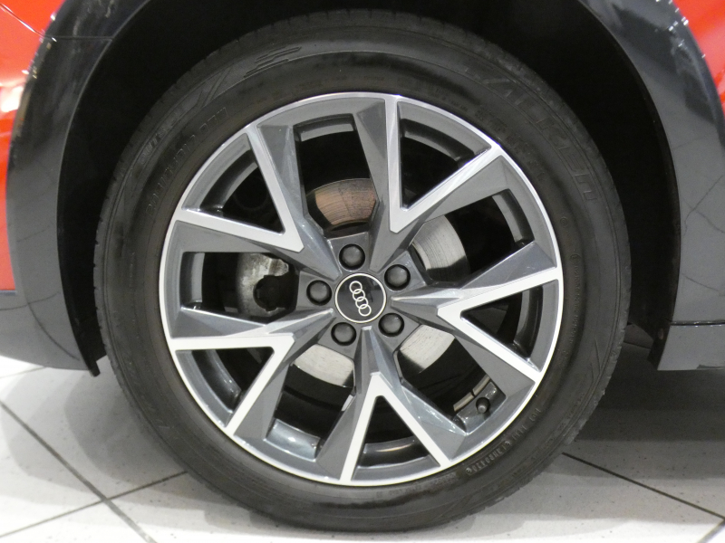 アウディ A1 A1ｽﾎﾟｰﾂﾊﾞｯｸ ｼﾃｨｶﾊﾞｰﾘﾐﾃｯﾄﾞED　限定 1ｵｰﾅｰ ADVｷｰ 追ACC ﾚｰﾝｱｼｽﾄ ｱｳﾃﾞｨﾌﾟﾚｾﾝｽ 半革 ﾋｰﾀｰ ﾀｯﾁﾚｽﾎﾟﾝｽ付MMIﾅﾋﾞ ﾊﾞｰﾁｬﾙCP Bｶﾒﾗ PDC LEDﾗｲﾄ 専用ｴｸｽﾃﾘｱ&17AW　2年保証