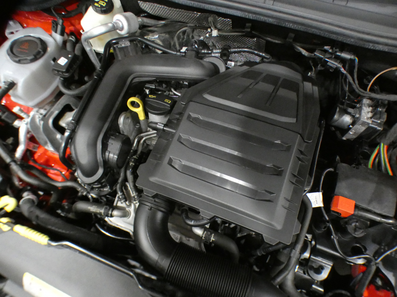 アウディ A1 A1ｽﾎﾟｰﾂﾊﾞｯｸ ｼﾃｨｶﾊﾞｰﾘﾐﾃｯﾄﾞED　限定 1ｵｰﾅｰ ADVｷｰ 追ACC ﾚｰﾝｱｼｽﾄ ｱｳﾃﾞｨﾌﾟﾚｾﾝｽ 半革 ﾋｰﾀｰ ﾀｯﾁﾚｽﾎﾟﾝｽ付MMIﾅﾋﾞ ﾊﾞｰﾁｬﾙCP Bｶﾒﾗ PDC LEDﾗｲﾄ 専用ｴｸｽﾃﾘｱ&17AW　2年保証