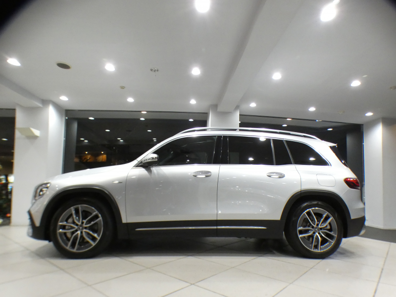 AMG GLB GLB35 4MATIC AMGｱﾄﾞﾊﾞﾝｽﾄPKG　黒&赤革 ﾋｰﾀｰ ﾊﾟﾉﾗﾏSR MBUX ﾍｯﾄﾞｱｯﾌﾟDSP Meｺﾈｸﾄ ﾜｲﾔﾚｽCH 全周囲ｶﾒﾗ PTS ﾏﾙﾁﾋﾞｰﾑLED ｱﾝﾋﾞｴﾝﾄﾗｲﾄ 専用ｴｸｽﾃﾘｱ&19AW 306ps　2年保証