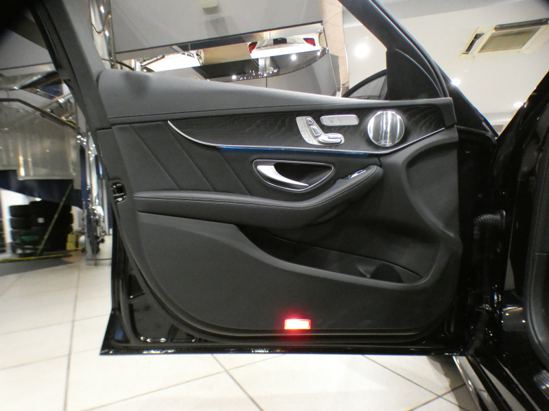 メルセデスベンツ Cクラス C250ｽﾃｰｼｮﾝﾜｺﾞﾝ ｽﾎﾟｰﾂ ﾚｰﾀﾞｰｾｰﾌﾃｨPKG　ｷｰﾚｽｺﾞｰ 黒革 ﾋｰﾀｰ ﾅﾋﾞTV ﾌﾞﾙﾒｽﾀｰ ﾍｯﾄﾞｱｯﾌﾟDSP Bｶﾒﾗ PTS LEDﾗｲﾄ ｱﾝﾋﾞｴﾝﾄﾗｲﾄ ｵｰﾄﾃｰﾙｹﾞｰﾄ AMGｽﾀｲﾘﾝｸﾞ&19AW 9AT　2年保証