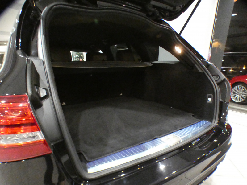 メルセデスベンツ Cクラス C250ｽﾃｰｼｮﾝﾜｺﾞﾝ ｽﾎﾟｰﾂ ﾚｰﾀﾞｰｾｰﾌﾃｨPKG　ｷｰﾚｽｺﾞｰ 黒革 ﾋｰﾀｰ ﾅﾋﾞTV ﾌﾞﾙﾒｽﾀｰ ﾍｯﾄﾞｱｯﾌﾟDSP Bｶﾒﾗ PTS LEDﾗｲﾄ ｱﾝﾋﾞｴﾝﾄﾗｲﾄ ｵｰﾄﾃｰﾙｹﾞｰﾄ AMGｽﾀｲﾘﾝｸﾞ&19AW 9AT　2年保証