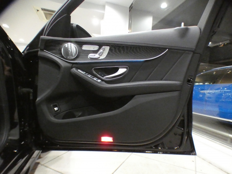 メルセデスベンツ Cクラス C250ｽﾃｰｼｮﾝﾜｺﾞﾝ ｽﾎﾟｰﾂ ﾚｰﾀﾞｰｾｰﾌﾃｨPKG　ｷｰﾚｽｺﾞｰ 黒革 ﾋｰﾀｰ ﾅﾋﾞTV ﾌﾞﾙﾒｽﾀｰ ﾍｯﾄﾞｱｯﾌﾟDSP Bｶﾒﾗ PTS LEDﾗｲﾄ ｱﾝﾋﾞｴﾝﾄﾗｲﾄ ｵｰﾄﾃｰﾙｹﾞｰﾄ AMGｽﾀｲﾘﾝｸﾞ&19AW 9AT　2年保証