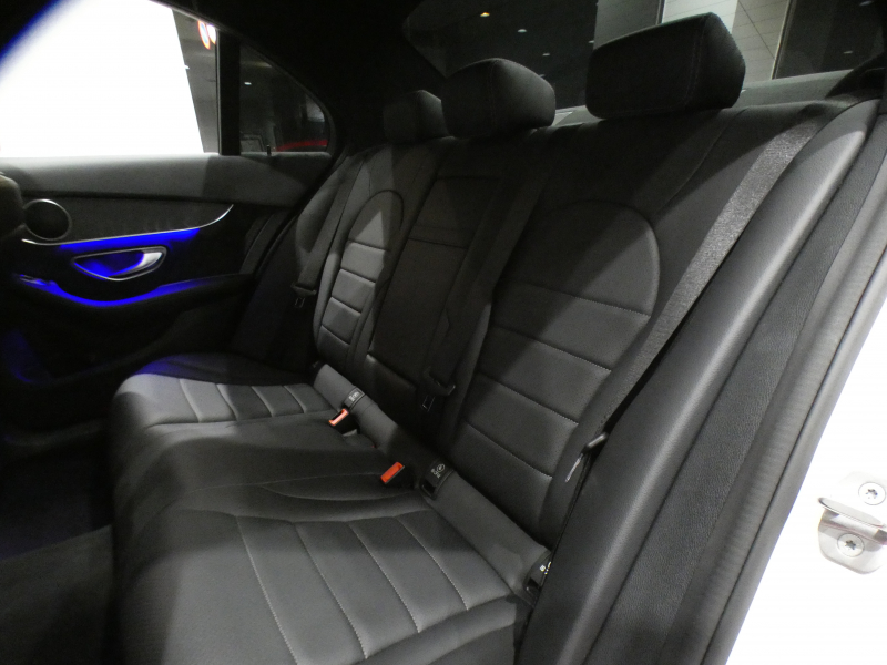 メルセデスベンツ Cクラス C200 AVG AMGﾗｲﾝ ﾚｰﾀﾞｰｾｰﾌﾃｨPKG　後期 BSG搭載 有償色 黒革 ﾋｰﾀｰ ﾅﾋﾞTV carplay Bｶﾒﾗ PTS ﾏﾙﾁﾋﾞｰﾑLED ｱﾝﾋﾞｴﾝﾄﾗｲﾄ AMGｽﾀｲﾘﾝｸﾞ&18AW　2年保証