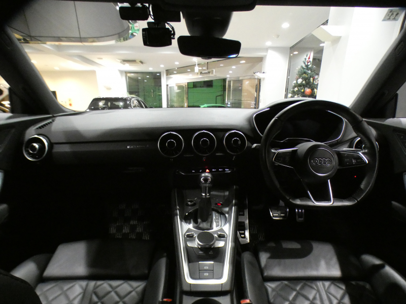 アウディ TTクーペ TTｸｰﾍﾟ 2.0TFSIｸﾜﾄﾛ ﾚｻﾞｰ&ｱｼｽﾀﾝｽPKG　ADVｷｰ ｸﾙｺﾝ 黒革 ﾋｰﾀｰ MMIﾅﾋﾞTV Bｶﾒﾗ PDC ﾊﾞｰﾁｬﾙCP ﾏﾄﾘｸｽLED 後期ﾌﾛﾝﾄｸﾞﾘﾙ Fｶｰﾎﾞﾝｽﾎﾟｲﾗｰ 18AW　2年保証