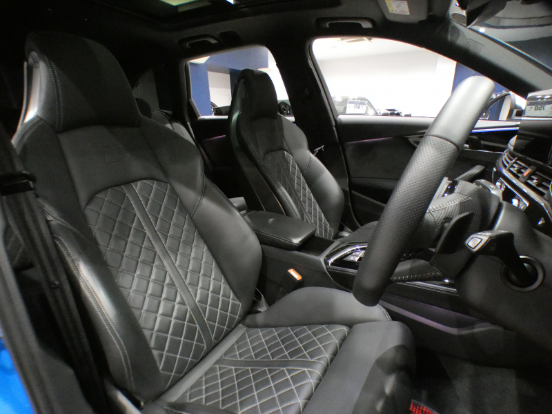 アウディ S4 S4ｱﾊﾞﾝﾄ　1ｵｰﾅｰ 後期 追ACC ﾚｰﾝ&ｻｲﾄﾞｱｼｽﾄ 黒革 ﾏｯｻｰｼﾞ機能 全席ﾋｰﾀｰ ﾊﾟﾉﾗﾏSR ﾀｯﾁﾚｽﾎﾟﾝｽ付MMIﾅﾋﾞ B&Oｻｳﾝﾄﾞ ﾊﾞｰﾁｬﾙCP+ 全周ｶﾒﾗ PDC ﾜｲﾔﾚｽCH ﾏﾄﾘｸｽLED ｱﾝﾋﾞｴﾝﾄﾗｲﾄ 専用ｴｸｽﾃﾘｱ&19AW 赤ｷｬﾘﾊﾟｰ 354ps　2年保証