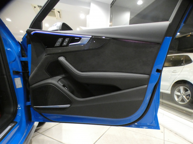 アウディ S4 S4ｱﾊﾞﾝﾄ　1ｵｰﾅｰ 後期 追ACC ﾚｰﾝ&ｻｲﾄﾞｱｼｽﾄ 黒革 ﾏｯｻｰｼﾞ機能 全席ﾋｰﾀｰ ﾊﾟﾉﾗﾏSR ﾀｯﾁﾚｽﾎﾟﾝｽ付MMIﾅﾋﾞ B&Oｻｳﾝﾄﾞ ﾊﾞｰﾁｬﾙCP+ 全周ｶﾒﾗ PDC ﾜｲﾔﾚｽCH ﾏﾄﾘｸｽLED ｱﾝﾋﾞｴﾝﾄﾗｲﾄ 専用ｴｸｽﾃﾘｱ&19AW 赤ｷｬﾘﾊﾟｰ 354ps　2年保証