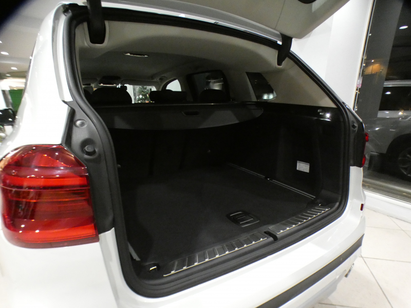 BMW X3 X3 xDrive 20d Xﾗｲﾝ　DｱｼｽﾄP 追ACC ﾚｰﾝCH 衝突軽減 黒革 全席ﾋｰﾀｰ iﾄﾞﾗｲﾌﾞﾅﾋﾞ(ﾀｯﾁP対応第6世代) ﾜｲﾔﾚｽCH ﾍｯﾄﾞｱｯﾌﾟDSP 全周ｶﾒﾗ PDC LEDﾗｲﾄ 19AW　2年保証