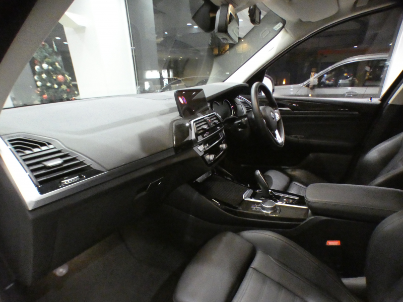 BMW X3 X3 xDrive 20d Xﾗｲﾝ　DｱｼｽﾄP 追ACC ﾚｰﾝCH 衝突軽減 黒革 全席ﾋｰﾀｰ iﾄﾞﾗｲﾌﾞﾅﾋﾞ(ﾀｯﾁP対応第6世代) ﾜｲﾔﾚｽCH ﾍｯﾄﾞｱｯﾌﾟDSP 全周ｶﾒﾗ PDC LEDﾗｲﾄ 19AW　2年保証