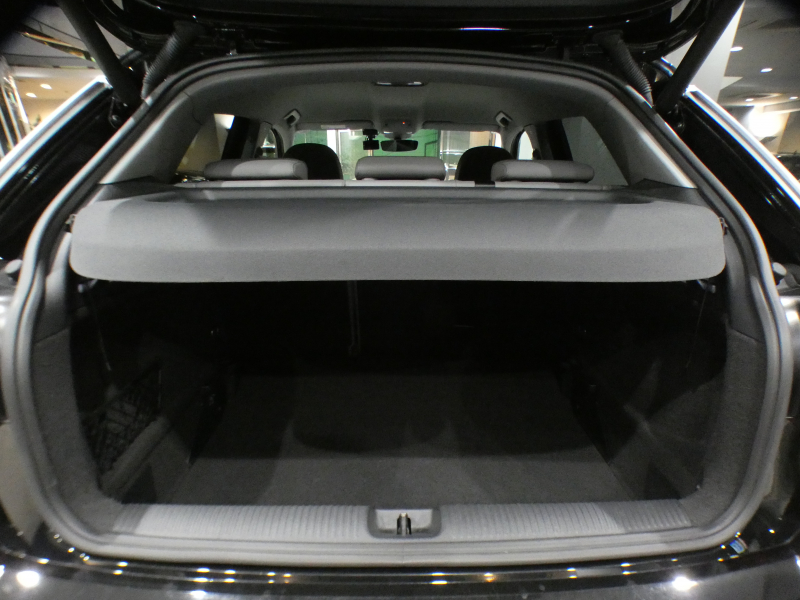 アウディ Q2 Q2 35TFSI ｼﾘﾝﾀﾞｰｵﾝﾃﾞﾝﾏﾝﾄﾞｽﾎﾟｰﾂ ｱｼｽﾀﾝｽPKG　ADVｷｰ 追ACC ﾚｰﾝ&ｻｲﾄﾞｱｼｽﾄ 灰革 ﾋｰﾀｰ MMIﾅﾋﾞ ﾊﾞｰﾁｬﾙCP ｽﾏｰﾄﾌｫﾝIF Bｶﾒﾗ PDC LEDﾗｲﾄ ｵｰﾄﾃｰﾙｹﾞｰﾄ 前後ﾄﾞﾗﾚｺ　2年保証