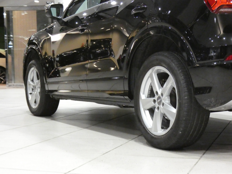 アウディ Q2 Q2 35TFSI ｼﾘﾝﾀﾞｰｵﾝﾃﾞﾝﾏﾝﾄﾞｽﾎﾟｰﾂ ｱｼｽﾀﾝｽPKG　ADVｷｰ 追ACC ﾚｰﾝ&ｻｲﾄﾞｱｼｽﾄ 灰革 ﾋｰﾀｰ MMIﾅﾋﾞ ﾊﾞｰﾁｬﾙCP ｽﾏｰﾄﾌｫﾝIF Bｶﾒﾗ PDC LEDﾗｲﾄ ｵｰﾄﾃｰﾙｹﾞｰﾄ 前後ﾄﾞﾗﾚｺ　2年保証