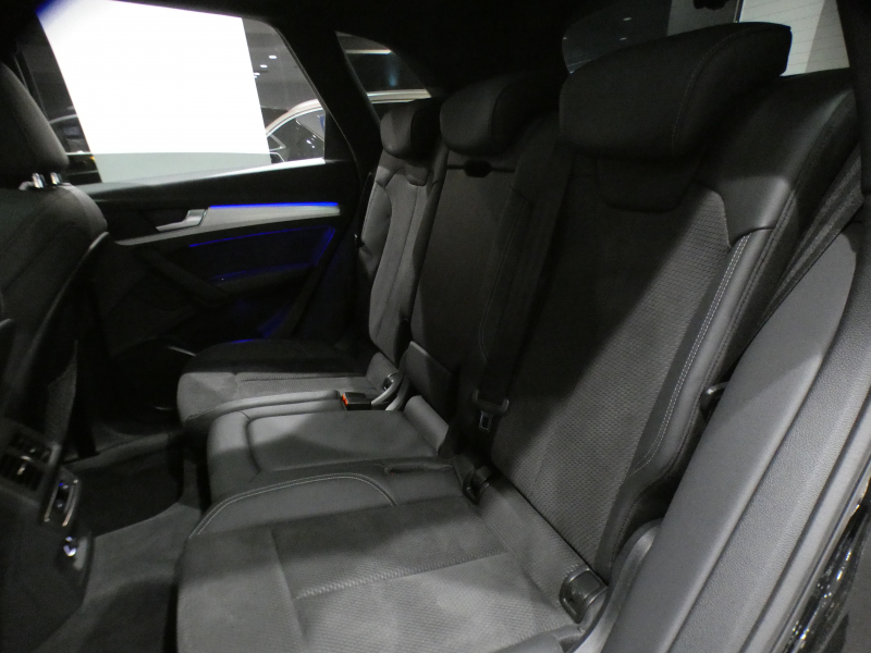 アウディ Q5 Q5 40TDIｸﾜﾄﾛｽﾎﾟｰﾂ Sﾗｲﾝ&ｱｼｽﾀﾝｽPKG　ADVｷｰ 追ACC ﾚｰﾝ&ｻｲﾄﾞｱｼｽﾄ ﾊﾟｰｸｱｼｽﾄ 半革 ﾋｰﾀｰ ☆ｻﾝﾙｰﾌ MMIﾅﾋﾞ ﾊﾞｰﾁｬﾙCP 全周ｶﾒﾗ PDC ｽﾏｰﾄﾌｫﾝIF ﾏﾄﾘｸｽLED ｱﾝﾋﾞｴﾝﾄﾗｲﾄ Sﾗｲﾝｴｸｽﾃﾘｱ OZ19ｲﾝﾁAW　2年保証