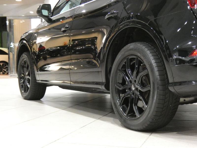 アウディ Q5 Q5 40TDIｸﾜﾄﾛｽﾎﾟｰﾂ Sﾗｲﾝ&ｱｼｽﾀﾝｽPKG　ADVｷｰ 追ACC ﾚｰﾝ&ｻｲﾄﾞｱｼｽﾄ ﾊﾟｰｸｱｼｽﾄ 半革 ﾋｰﾀｰ ☆ｻﾝﾙｰﾌ MMIﾅﾋﾞ ﾊﾞｰﾁｬﾙCP 全周ｶﾒﾗ PDC ｽﾏｰﾄﾌｫﾝIF ﾏﾄﾘｸｽLED ｱﾝﾋﾞｴﾝﾄﾗｲﾄ Sﾗｲﾝｴｸｽﾃﾘｱ OZ19ｲﾝﾁAW　2年保証