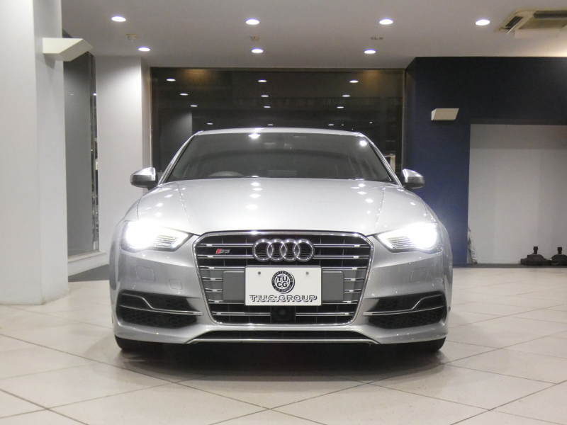 アウディ S3 S3ｾﾀﾞﾝ ﾚｻﾞｰ&LEDﾗｲﾄPKG　ADVｷｰ 追ACC ｱｳﾃﾞｨﾌﾟﾚｾﾝｽ 黒革 ﾋｰﾀｰ MMIﾅﾋﾞ Bｶﾒﾗ PDC LEDﾗｲﾄ 専用ｴｸｽﾃﾘｱ&18AW 285ps　2年保証