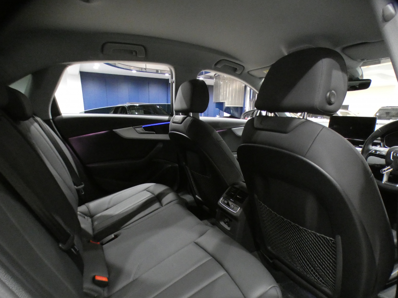 アウディ A4 A4 35TDIｱﾄﾞﾊﾞﾝｽﾄ ﾗｸﾞｼﾞｭｱﾘｰ&ﾊﾟｰｸｱｼｽﾄPKG　後期 追ACC ﾚｰﾝ&ｻｲﾄﾞｱｼｽﾄ ｱｳﾃﾞｨﾌﾟﾚｾﾝｽ 黒革 ﾋｰﾀｰ ﾀｯﾁｽｸﾘｰﾝMMIﾅﾋﾞ TV CarPlay 全周囲ｶﾒﾗ PDC ﾏﾄﾘｸｽLED ﾏﾙﾁｶﾗｰｱﾝﾋﾞｴﾝﾄﾗｲﾄ 　2年保証