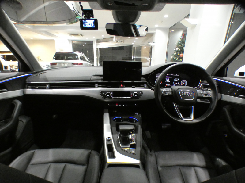 アウディ A4 A4 35TDIｱﾄﾞﾊﾞﾝｽﾄ ﾗｸﾞｼﾞｭｱﾘｰ&ﾊﾟｰｸｱｼｽﾄPKG　後期 追ACC ﾚｰﾝ&ｻｲﾄﾞｱｼｽﾄ ｱｳﾃﾞｨﾌﾟﾚｾﾝｽ 黒革 ﾋｰﾀｰ ﾀｯﾁｽｸﾘｰﾝMMIﾅﾋﾞ TV CarPlay 全周囲ｶﾒﾗ PDC ﾏﾄﾘｸｽLED ﾏﾙﾁｶﾗｰｱﾝﾋﾞｴﾝﾄﾗｲﾄ 　2年保証