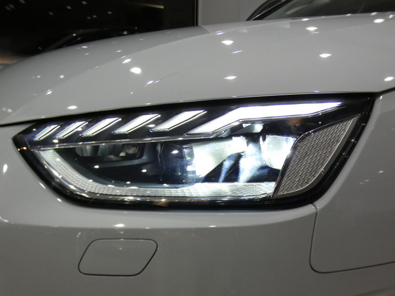 アウディ A4 A4 35TDIｱﾄﾞﾊﾞﾝｽﾄ ﾗｸﾞｼﾞｭｱﾘｰ&ﾊﾟｰｸｱｼｽﾄPKG　後期 追ACC ﾚｰﾝ&ｻｲﾄﾞｱｼｽﾄ ｱｳﾃﾞｨﾌﾟﾚｾﾝｽ 黒革 ﾋｰﾀｰ ﾀｯﾁｽｸﾘｰﾝMMIﾅﾋﾞ TV CarPlay 全周囲ｶﾒﾗ PDC ﾏﾄﾘｸｽLED ﾏﾙﾁｶﾗｰｱﾝﾋﾞｴﾝﾄﾗｲﾄ 　2年保証