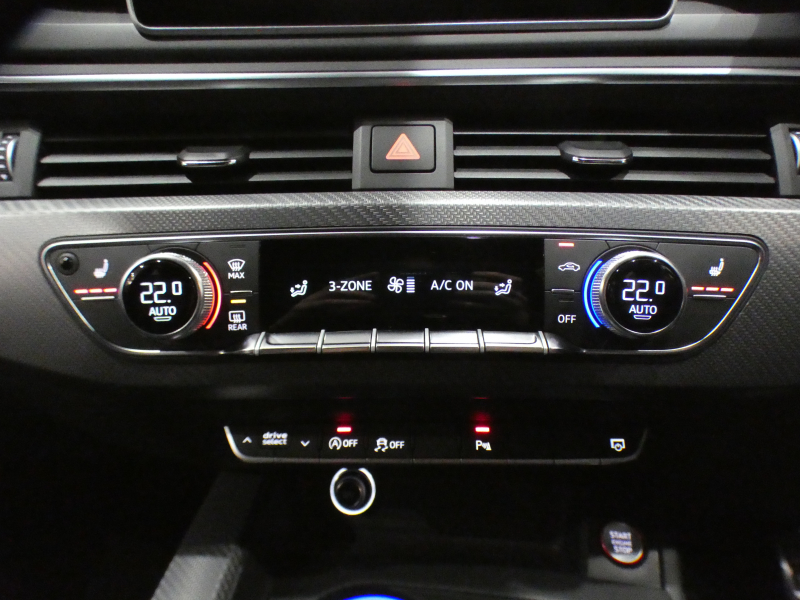 アウディ RS4アバント RS4ｱﾊﾞﾝﾄ 2.9TFSIｸﾜﾄﾛ ｱｼｽﾀﾝｽPKG　ADVｷｰ 追ACC ﾚｰﾝ&ｻｲﾄﾞｱｼｽﾄ ｱｳﾃﾞｨﾌﾟﾚｾﾝｽ 黒革 ﾋｰﾀｰ MMIﾅﾋﾞ ﾊﾞｰﾁｬﾙCP B&Oｻｳﾝﾄﾞ 全周囲ｶﾒﾗ PDC ﾏﾄﾘｸｽLED 専用ｴｸｽﾃﾘｱ&20AW 450ps　2年保証