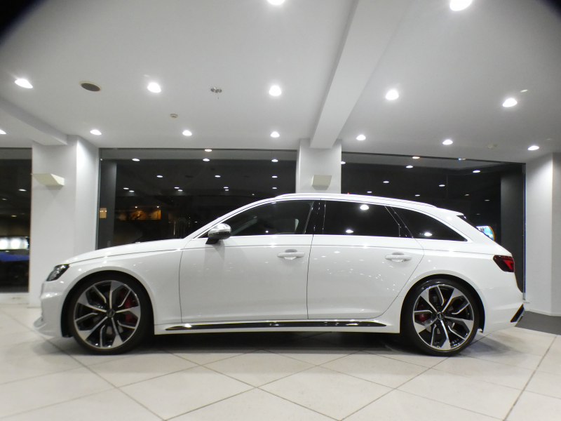 アウディ RS4アバント RS4ｱﾊﾞﾝﾄ 2.9TFSIｸﾜﾄﾛ ｱｼｽﾀﾝｽPKG　ADVｷｰ 追ACC ﾚｰﾝ&ｻｲﾄﾞｱｼｽﾄ ｱｳﾃﾞｨﾌﾟﾚｾﾝｽ 黒革 ﾋｰﾀｰ MMIﾅﾋﾞ ﾊﾞｰﾁｬﾙCP B&Oｻｳﾝﾄﾞ 全周囲ｶﾒﾗ PDC ﾏﾄﾘｸｽLED 専用ｴｸｽﾃﾘｱ&20AW 450ps　2年保証