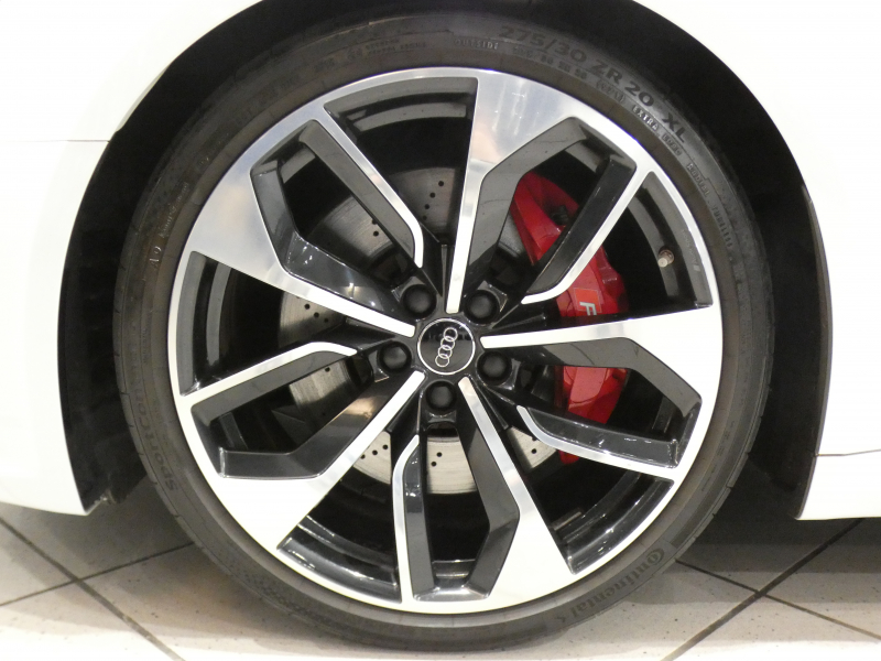 アウディ RS4アバント RS4ｱﾊﾞﾝﾄ 2.9TFSIｸﾜﾄﾛ ｱｼｽﾀﾝｽPKG　ADVｷｰ 追ACC ﾚｰﾝ&ｻｲﾄﾞｱｼｽﾄ ｱｳﾃﾞｨﾌﾟﾚｾﾝｽ 黒革 ﾋｰﾀｰ MMIﾅﾋﾞ ﾊﾞｰﾁｬﾙCP B&Oｻｳﾝﾄﾞ 全周囲ｶﾒﾗ PDC ﾏﾄﾘｸｽLED 専用ｴｸｽﾃﾘｱ&20AW 450ps　2年保証