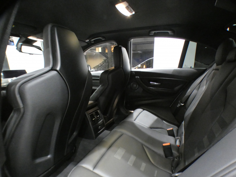 BMW Mシリーズ M3 MDCT　後期 ﾚｰﾝCHW ｸﾙｺﾝ 黒革 ﾋｰﾀｰ iﾄﾞﾗｲﾌﾞﾅﾋﾞ(第6世代ﾀｯﾁP対応) ☆harmank Bｶﾒﾗ PDC LEDﾗｲﾄ&ﾃｰﾙﾗﾝﾌﾟ 専用ｴｸｽﾃﾘｱ&19AW 431ps　2年保証