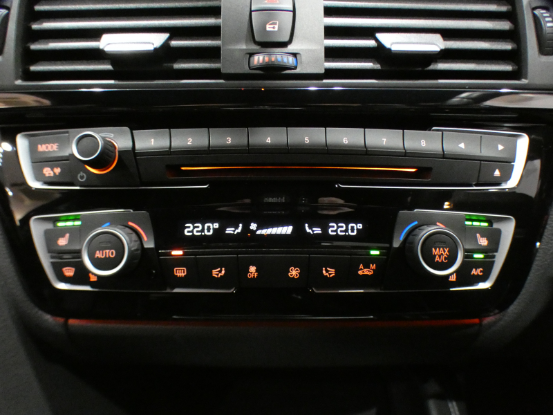 BMW Mシリーズ M3 MDCT　後期 ﾚｰﾝCHW ｸﾙｺﾝ 黒革 ﾋｰﾀｰ iﾄﾞﾗｲﾌﾞﾅﾋﾞ(第6世代ﾀｯﾁP対応) ☆harmank Bｶﾒﾗ PDC LEDﾗｲﾄ&ﾃｰﾙﾗﾝﾌﾟ 専用ｴｸｽﾃﾘｱ&19AW 431ps　2年保証