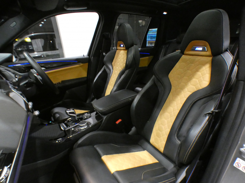 BMW Mシリーズ X3 Mｺﾝﾍﾟﾃｨｼｮﾝ　ｺﾝﾌｫA Dｱｼｽﾄ+ 追ACC ﾚｰﾝCHW 衝突軽減 黒&ﾍﾞｰｼﾞｭ革 ﾋｰﾀｰ&ﾍﾞﾝﾁﾚｰﾀｰ ☆ﾊﾟﾉﾗﾏSR iﾄﾞﾗｲﾌﾞﾅﾋﾞﾗｲﾌﾞCP harman/K ｼﾞｪｽﾁｬｰC ﾍｯﾄﾞｱｯﾌﾟDSP LEDﾗｲﾄ 専用ｴｸｽﾃﾘｱ&21AW ｱｲﾊﾞｯﾊｻｽ 510ps　2年保証