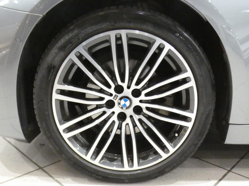 BMW 5シリーズ 523i Mｽﾎﾟｰﾂ ﾊｲﾗｲﾝ&ｲﾉﾍﾞｰｼｮﾝPKG　ｺﾝﾌｫA Dｱｼｽﾄ+ 追ACC ﾚｰﾝCHW 衝突軽減 白革 全席ﾋｰﾀｰ iﾄﾞﾗｲﾌﾞﾅﾋﾞ(第6世代ﾀｯﾁP対応) 全周囲ｶﾒﾗ PDC LEDﾗｲﾄ ｵｰﾄﾄﾗﾝｸ Mｽﾎﾟｰﾂｴｱﾛ&19AW　2年保証