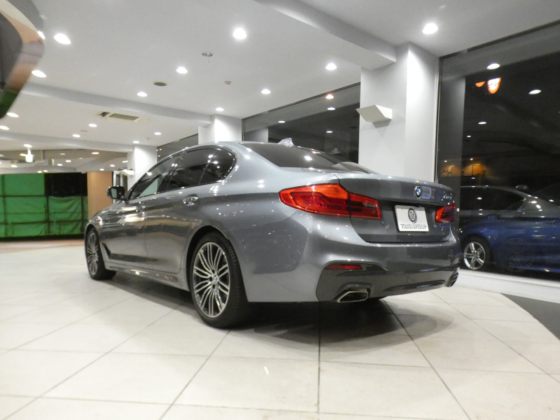 BMW 5シリーズ 523i Mｽﾎﾟｰﾂ ﾊｲﾗｲﾝ&ｲﾉﾍﾞｰｼｮﾝPKG　ｺﾝﾌｫA Dｱｼｽﾄ+ 追ACC ﾚｰﾝCHW 衝突軽減 白革 全席ﾋｰﾀｰ iﾄﾞﾗｲﾌﾞﾅﾋﾞ(第6世代ﾀｯﾁP対応) 全周囲ｶﾒﾗ PDC LEDﾗｲﾄ ｵｰﾄﾄﾗﾝｸ Mｽﾎﾟｰﾂｴｱﾛ&19AW　2年保証