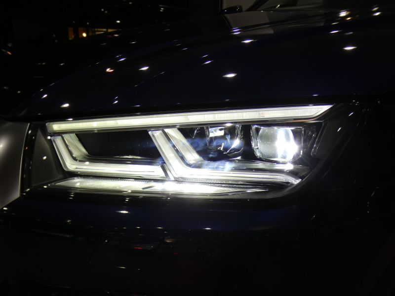 アウディ Q5 Q5 2.0TFSIｸﾜﾄﾛｽﾎﾟｰﾂ Sﾗｲﾝ&ｱｼｽﾀﾝｽPKG　☆1ｵｰﾅｰ ADVｷｰ 追ACC ﾚｰﾝ&ｻｲﾄﾞｱｼｽﾄ ﾊﾟｰｸｱｼｽﾄ 半革 全席ﾋｰﾀｰ MMIﾅﾋﾞ ﾊﾞｰﾁｬﾙCP 全周ｶﾒﾗ PDC ﾃﾞｼﾞﾀﾙﾐﾗｰ  ﾏﾄﾘｸｽLED ｱﾝﾋﾞｴﾝﾄﾗｲﾄ Sﾗｲﾝｴｸｽﾃﾘｱ&19AW　2年保証