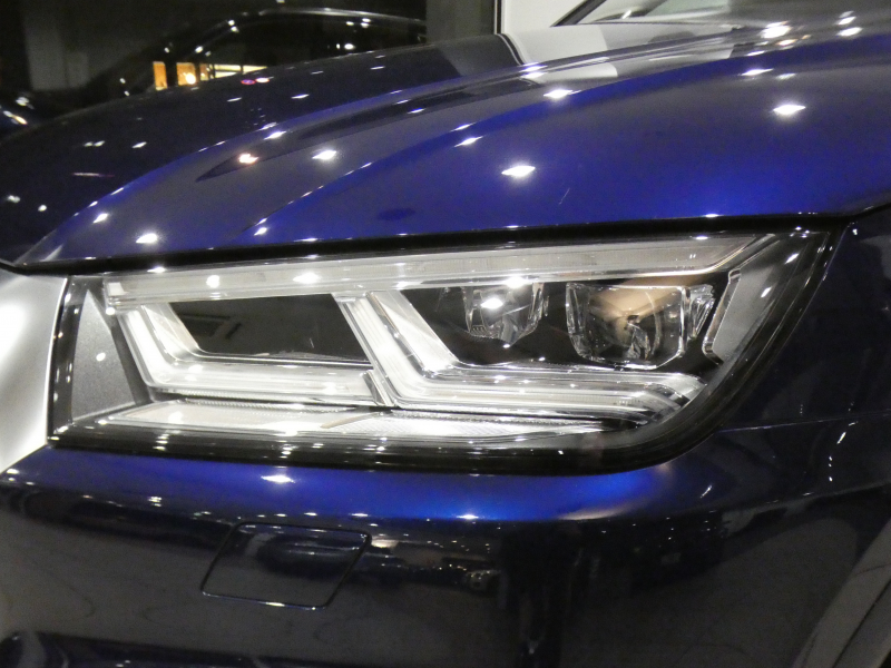 アウディ Q5 Q5 2.0TFSIｸﾜﾄﾛｽﾎﾟｰﾂ Sﾗｲﾝ&ｱｼｽﾀﾝｽPKG　☆1ｵｰﾅｰ ADVｷｰ 追ACC ﾚｰﾝ&ｻｲﾄﾞｱｼｽﾄ ﾊﾟｰｸｱｼｽﾄ 半革 全席ﾋｰﾀｰ MMIﾅﾋﾞ ﾊﾞｰﾁｬﾙCP 全周ｶﾒﾗ PDC ﾃﾞｼﾞﾀﾙﾐﾗｰ  ﾏﾄﾘｸｽLED ｱﾝﾋﾞｴﾝﾄﾗｲﾄ Sﾗｲﾝｴｸｽﾃﾘｱ&19AW　2年保証