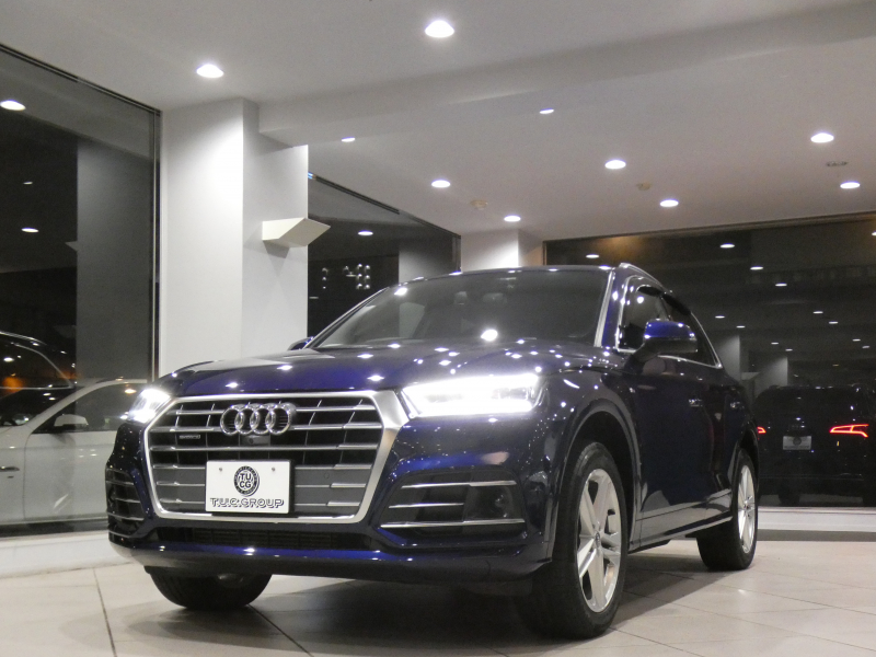 アウディ Q5 Q5 2.0TFSIｸﾜﾄﾛｽﾎﾟｰﾂ Sﾗｲﾝ&ｱｼｽﾀﾝｽPKG　☆1ｵｰﾅｰ ADVｷｰ 追ACC ﾚｰﾝ&ｻｲﾄﾞｱｼｽﾄ ﾊﾟｰｸｱｼｽﾄ 半革 全席ﾋｰﾀｰ MMIﾅﾋﾞ ﾊﾞｰﾁｬﾙCP 全周ｶﾒﾗ PDC ﾃﾞｼﾞﾀﾙﾐﾗｰ  ﾏﾄﾘｸｽLED ｱﾝﾋﾞｴﾝﾄﾗｲﾄ Sﾗｲﾝｴｸｽﾃﾘｱ&19AW　2年保証