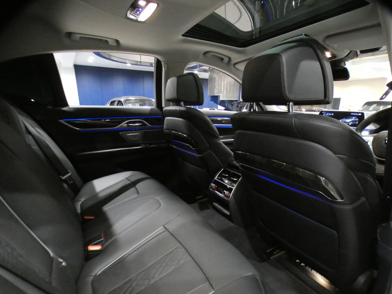 BMW 7シリーズ 740i ﾌﾟﾗｽPKG　☆有償色 ｺﾝﾌｫA Dｱｼｽﾄ+ 追ACC ﾚｰﾝCHW 衝突軽減 黒革 全席ﾋｰﾀｰ ﾏｯｻｰｼﾞ ｻﾝﾙｰﾌ iﾄﾞﾗｲﾌﾞﾅﾋﾞ(第6世代ﾀｯﾁP対応) 全周囲ｶﾒﾗ PDC ☆ﾚｰｻﾞｰﾗｲﾄ ｵｰﾄﾄﾗﾝｸ ﾛﾜﾘﾝｸﾞKIT 20AW　2年保証