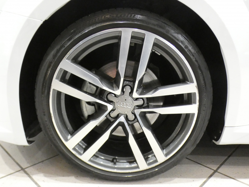 アウディ TTクーペ TTｸｰﾍﾟ 2.0TFSIｸﾜﾄﾛ ｽﾀｲﾙ+　☆限定車 1ｵｰﾅｰ ｻｲﾄﾞｱｼｽﾄ ｴﾌｪｸﾄｸﾛｽｼｰﾄ MMIﾅﾋﾞ ﾊﾞｰﾁｬﾙCP ｽﾏｰﾄﾌｫﾝIF Bｶﾒﾗ PDC ﾏﾄﾘｸｽLED 純正前後Dﾚｺ Sﾗｲﾝｴｸｽﾃﾘｱ 19AW　2年保証