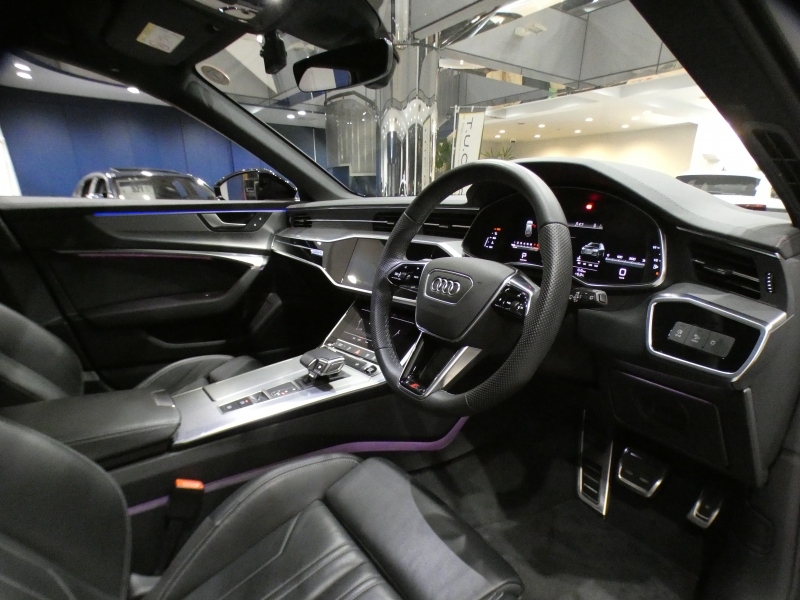 アウディ A6アバント A6ｱﾊﾞﾝﾄ 45TFSIｸﾜﾄﾛｽﾎﾟｰﾂ Sﾗｲﾝ&ﾌﾞﾗｯｸｽﾀｲﾘﾝｸﾞPKG　ADVｷｰ 追ACC ｻｲﾄﾞｱｼｽﾄ ｱｳﾃﾞｨﾌﾟﾚｾﾝｽ 黒革 ﾀｯﾁﾚｽﾎﾟﾝｽ付MMIﾅﾋﾞTV  carplay 全周囲ｶﾒﾗ PDC HDﾏﾄﾘｸｽLED ｱﾝﾋﾞｴﾝﾄﾗｲﾄ Sﾗｲﾝｴｸｽﾃﾘｱ&19AW　2年保証