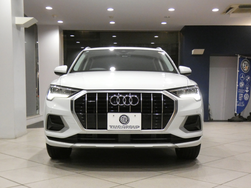 アウディ Q3 Q3 35TDIｸﾜﾄﾛ ｱﾄﾞﾊﾞﾝｽ ﾗｸﾞｼﾞｭｱﾘｰ&ｱｼｽﾀﾝｽPKG　1ｵｰﾅｰ ADVｷｰ 追ACC ﾚｰﾝ&ｻｲﾄﾞｱｼｽﾄ 黒革 ﾋｰﾀｰ ﾀｯﾁﾚｽﾎﾟﾝｽ付MMIﾅﾋﾞ 全周囲ｶﾒﾗ PDC ｱﾝﾋﾞｴﾝﾄﾗｲﾄ LEDﾗｲﾄ 純正前後Dﾚｺ 18AW　2年保証