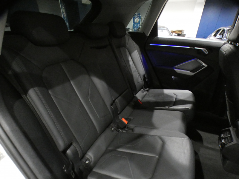 アウディ Q3 Q3 35TDIｸﾜﾄﾛ ｱﾄﾞﾊﾞﾝｽ ﾗｸﾞｼﾞｭｱﾘｰ&ｱｼｽﾀﾝｽPKG　1ｵｰﾅｰ ADVｷｰ 追ACC ﾚｰﾝ&ｻｲﾄﾞｱｼｽﾄ 黒革 ﾋｰﾀｰ ﾀｯﾁﾚｽﾎﾟﾝｽ付MMIﾅﾋﾞ 全周囲ｶﾒﾗ PDC ｱﾝﾋﾞｴﾝﾄﾗｲﾄ LEDﾗｲﾄ 純正前後Dﾚｺ 18AW　2年保証