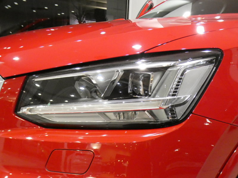 アウディ Q2 Q2 30TFSIｽﾎﾟｰﾂ ｱｼｽﾀﾝｽPKG　ADVｷｰ 追ACC ﾚｰﾝ&ｻｲﾄﾞｱｼｽﾄ 黒革 ﾋｰﾀｰ MMIﾅﾋﾞ ﾊﾞｰﾁｬﾙCP ｽﾏｰﾄﾌｫﾝIF Bｶﾒﾗ PDC LEDﾗｲﾄ ｵｰﾄﾃｰﾙｹﾞｰﾄ 前後ﾄﾞﾗﾚｺ　2年保証