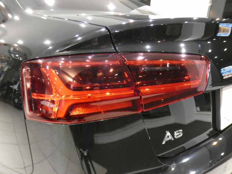 アウディ A6 A6 2.0TFSIｸﾜﾄﾛ Sﾗｲﾝ&ｱｼｽﾀﾝｽPKG　後期 ADVｷｰ 追ACC ﾚｰﾝ&ｻｲﾄﾞｱｼｽﾄ ﾌﾞﾚｰｷｶﾞｰﾄﾞ 黒革 ﾋｰﾀｰ MMIﾅﾋﾞ BOSE Bｶﾒﾗ PDC ﾏﾄﾘｸｽLED Sﾗｲﾝｴｸｽﾃﾘｱ&19AW　2年保証