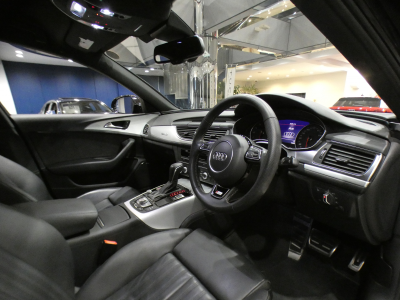 アウディ A6 A6 2.0TFSIｸﾜﾄﾛ Sﾗｲﾝ&ｱｼｽﾀﾝｽPKG　後期 ADVｷｰ 追ACC ﾚｰﾝ&ｻｲﾄﾞｱｼｽﾄ ﾌﾞﾚｰｷｶﾞｰﾄﾞ 黒革 ﾋｰﾀｰ MMIﾅﾋﾞ BOSE Bｶﾒﾗ PDC ﾏﾄﾘｸｽLED Sﾗｲﾝｴｸｽﾃﾘｱ&19AW　2年保証