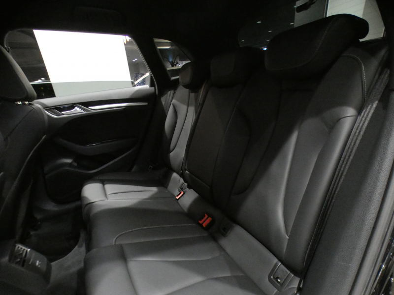 アウディ S3 S3ｽﾎﾟｰﾂﾊﾞｯｸ ｱｼｽﾀﾝｽPKG　後期最終 追ACC ﾚｰﾝ&ｻｲﾄﾞｱｼｽﾄ 黒革 ﾋｰﾀｰ MMIﾅﾋﾞ ﾊﾞｰﾁｬﾙCP Bｶﾒﾗ PDC ｽﾏｰﾄﾌｫﾝIF ☆ﾏﾄﾘｸｽLED 専用ｴｸｽﾃﾘｱ&18AW ﾚｯﾄﾞｷｬﾘﾊﾟｰ ☆ﾏｸﾞﾈﾃｨｯｸR 290ps　2年保証