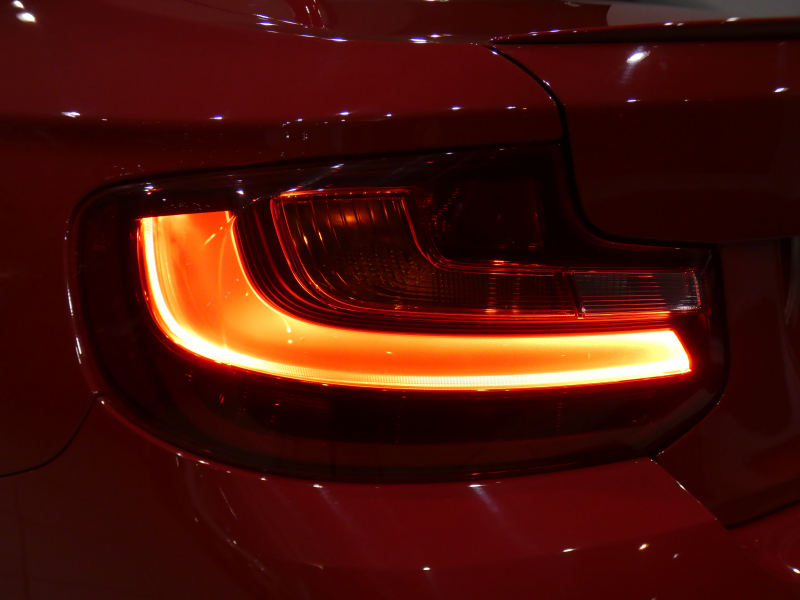 BMW 2シリーズ M235iｸｰﾍﾟ　☆6速MT ｺﾝﾌｫA ｸﾙｺﾝ ﾚｰﾝDW ｲﾝﾃﾘS ﾍｷｻｺﾞﾝｸﾛｽｼｰﾄ iﾄﾞﾗｲﾌﾞﾅﾋﾞ(NBT-EVO) TVﾁｭｰﾅｰ Bｶﾒﾗ PDC ｷｾﾉﾝ 専用ｴｸｽﾃﾘｱ&18AW Mｻｽ 326ps　2年保証