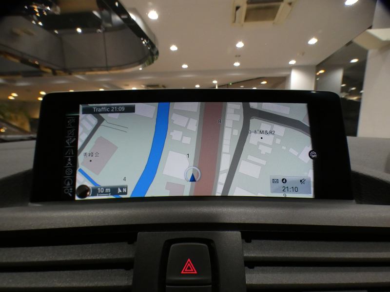 BMW 2シリーズ M235iｸｰﾍﾟ　☆6速MT ｺﾝﾌｫA ｸﾙｺﾝ ﾚｰﾝDW ｲﾝﾃﾘS ﾍｷｻｺﾞﾝｸﾛｽｼｰﾄ iﾄﾞﾗｲﾌﾞﾅﾋﾞ(NBT-EVO) TVﾁｭｰﾅｰ Bｶﾒﾗ PDC ｷｾﾉﾝ 専用ｴｸｽﾃﾘｱ&18AW Mｻｽ 326ps　2年保証