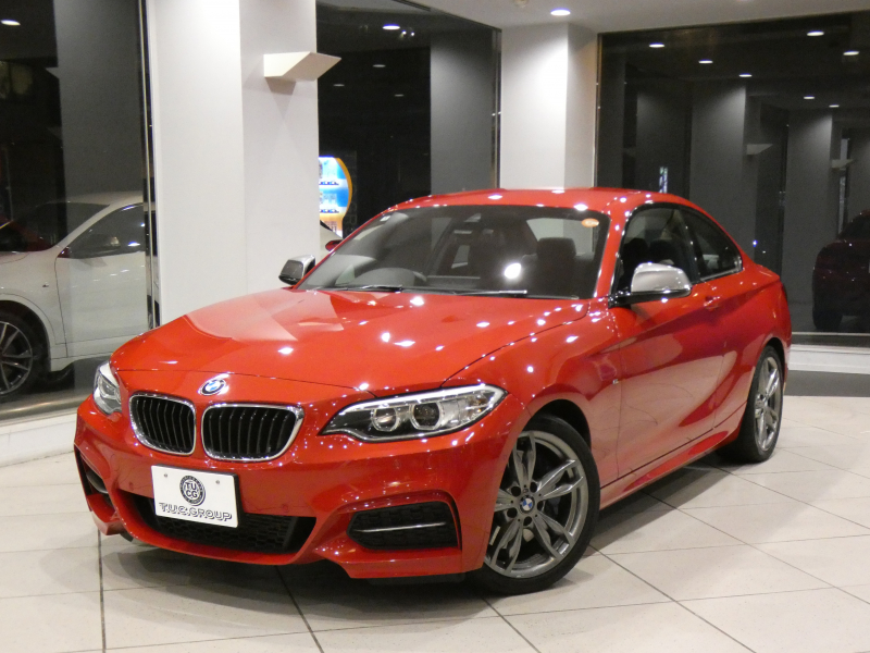BMW 2シリーズ M235iｸｰﾍﾟ　☆6速MT ｺﾝﾌｫA ｸﾙｺﾝ ﾚｰﾝDW ｲﾝﾃﾘS ﾍｷｻｺﾞﾝｸﾛｽｼｰﾄ iﾄﾞﾗｲﾌﾞﾅﾋﾞ(NBT-EVO) TVﾁｭｰﾅｰ Bｶﾒﾗ PDC ｷｾﾉﾝ 専用ｴｸｽﾃﾘｱ&18AW Mｻｽ 326ps　2年保証