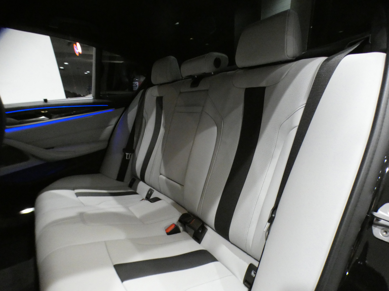 BMW Mシリーズ M5 ｺﾝﾌｫｰﾄPKG　☆1ｵｰﾅｰ Dｱｼｽﾄ+ 追ACC ﾚｰﾝCHW 衝突軽減 ☆白革 ﾏｯｻｰｼﾞ ﾋｰﾀｰ&ﾍﾞﾝﾁﾚｰﾀｰ iﾄﾞﾗｲﾌﾞﾅﾋﾞ(第6世代 ﾀｯﾁP対応) 全周囲ｶﾒﾗ PDC ﾍｯﾄﾞUDSP harman/k LEDﾗｲﾄ ｱﾝﾋﾞｴﾝﾄｴｱP 専用ｴｸｽﾃﾘｱ&20AW ｽﾎﾟｰﾂEX 600ps　2年保証　