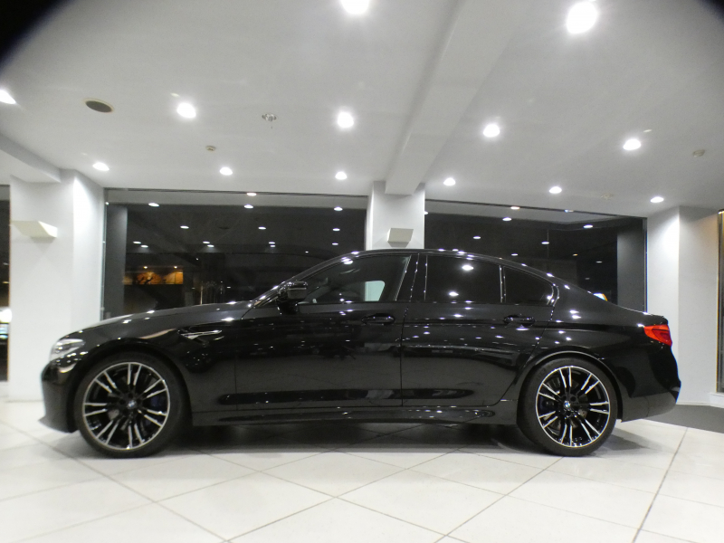 BMW Mシリーズ M5 ｺﾝﾌｫｰﾄPKG　☆1ｵｰﾅｰ Dｱｼｽﾄ+ 追ACC ﾚｰﾝCHW 衝突軽減 ☆白革 ﾏｯｻｰｼﾞ ﾋｰﾀｰ&ﾍﾞﾝﾁﾚｰﾀｰ iﾄﾞﾗｲﾌﾞﾅﾋﾞ(第6世代 ﾀｯﾁP対応) 全周囲ｶﾒﾗ PDC ﾍｯﾄﾞUDSP harman/k LEDﾗｲﾄ ｱﾝﾋﾞｴﾝﾄｴｱP 専用ｴｸｽﾃﾘｱ&20AW ｽﾎﾟｰﾂEX 600ps　2年保証　