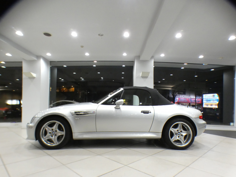 BMW Mシリーズ Z3 Mﾛｰﾄﾞｽﾀｰ　正規ﾃﾞｨｰﾗｰ車 左ﾊﾝﾄﾞﾙ 5速ﾏﾆｭｱﾙ 黒ﾅｯﾊﾟ革ｽﾎﾟｰﾂｼｰﾄ/黒幌 ｶﾛｯﾂｪﾘｱCDｵｰﾃﾞｨｵ BTｵｰﾃﾞｨｵ ETC ｷｰﾚｽ 17ｲﾝﾁAW